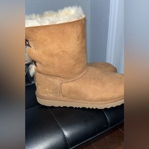Ugg boots size 6 in good condition